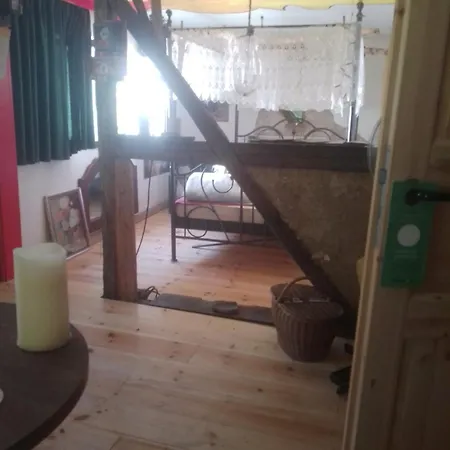 Ruhig Und Spartanisch Wohnen Im Denkmal