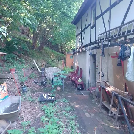 Ruhig Und Spartanisch Wohnen Im Denkmal *